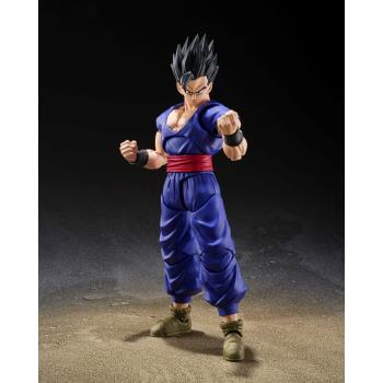 DRAGON BALL S.H. FIGUARTS ULTIMATE GOHAN SUPER HERO